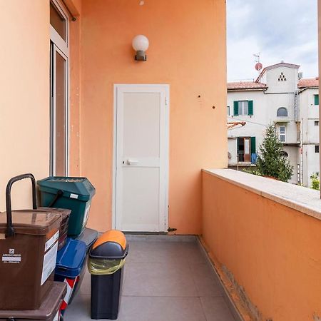 Piazza Sforzini Cozy Apartment Near The Sea! Livorno Exterior foto